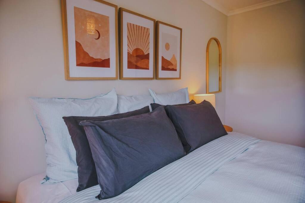 The Hangout King Beds Hammock Chairs With A View Port Campbell Extérieur photo