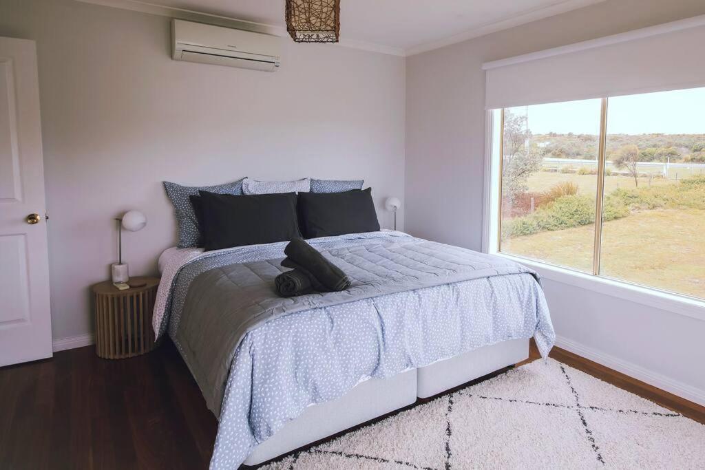 The Hangout King Beds Hammock Chairs With A View Port Campbell Extérieur photo